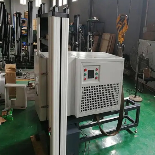 1微機(jī)控制高低溫試驗機(jī)3.png